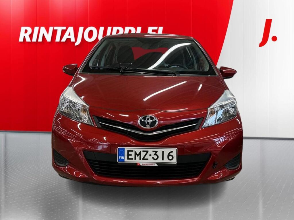 Toyota Yaris 2014 Punainen