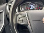 Volvo V60 2014 Punainen