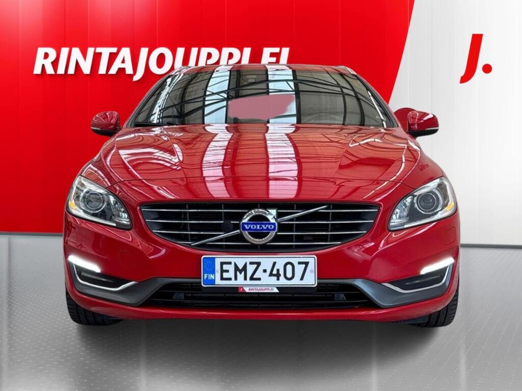 Volvo V60 2014 Punainen