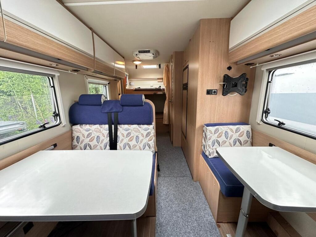 Sunlight A 72 2014 Valkoinen