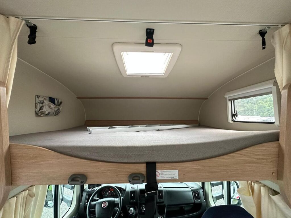 Sunlight A 72 2014 Valkoinen