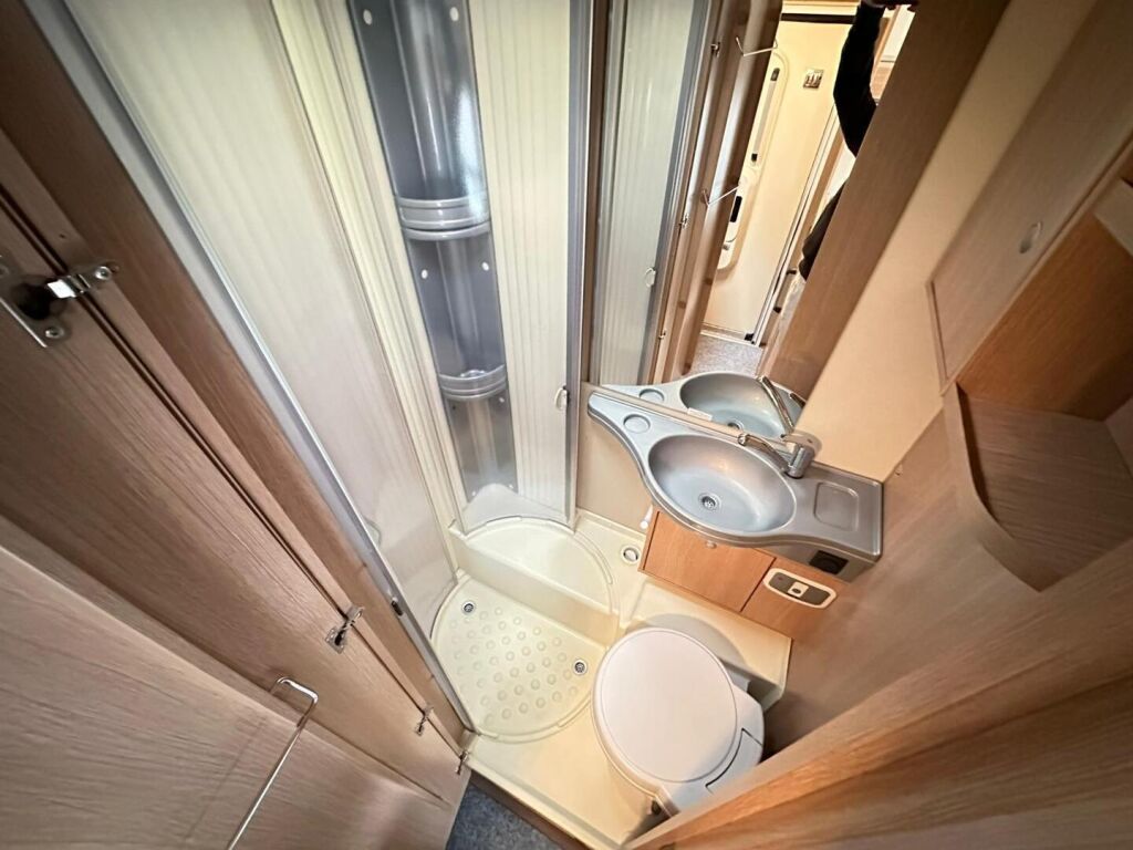 Sunlight A 72 2014 Valkoinen