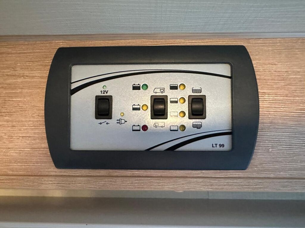 Sunlight A 72 2014 Valkoinen