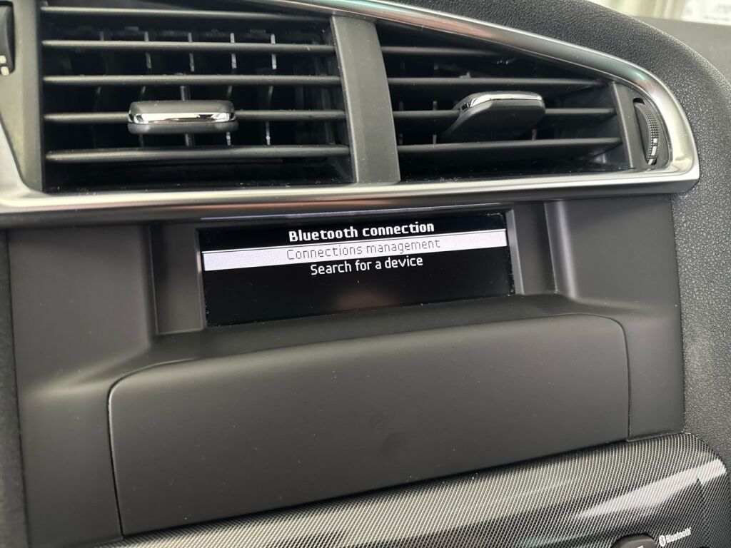 Citroen C4 2015 Punainen