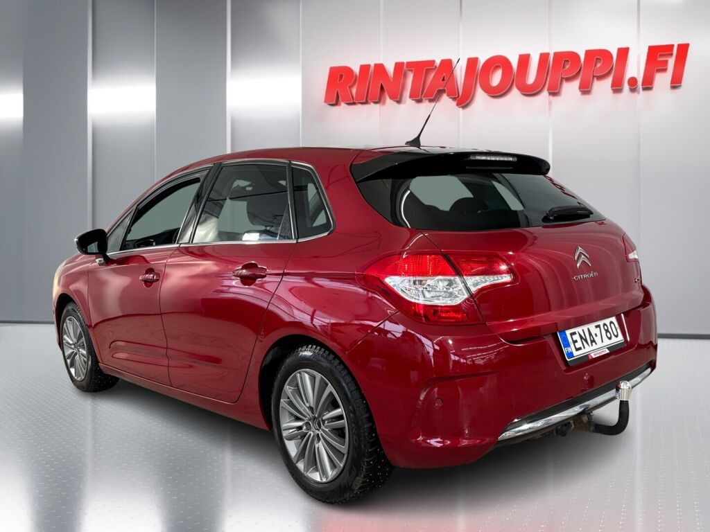 Citroen C4 2015 Punainen