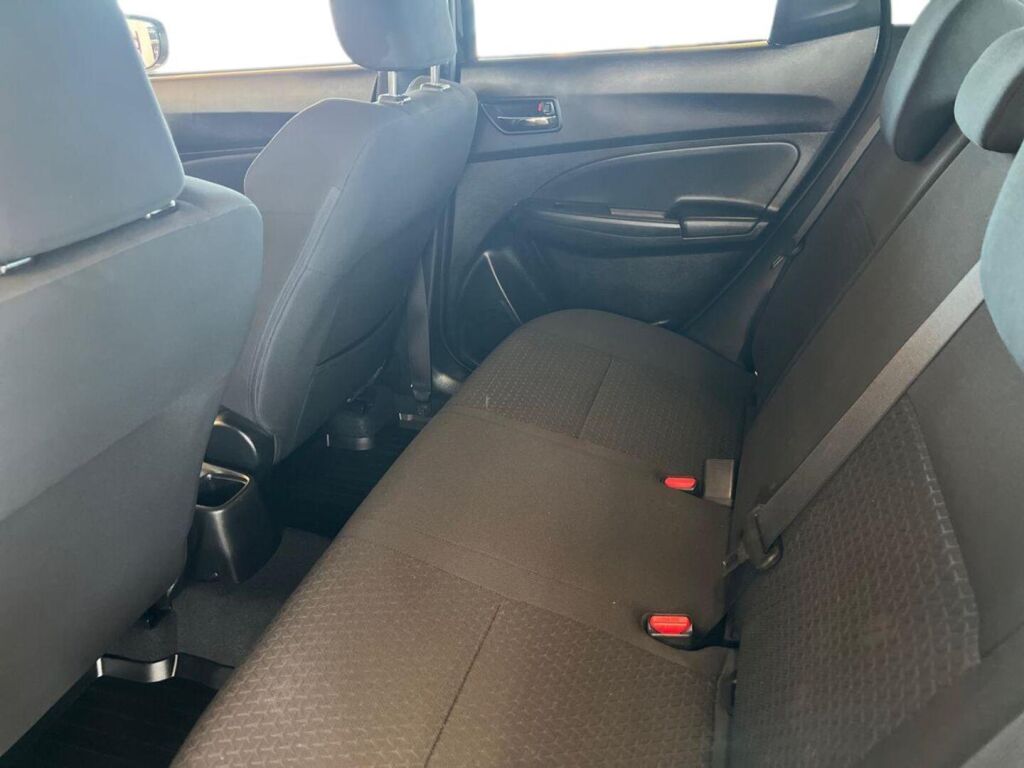 Suzuki Swift 2019 Musta