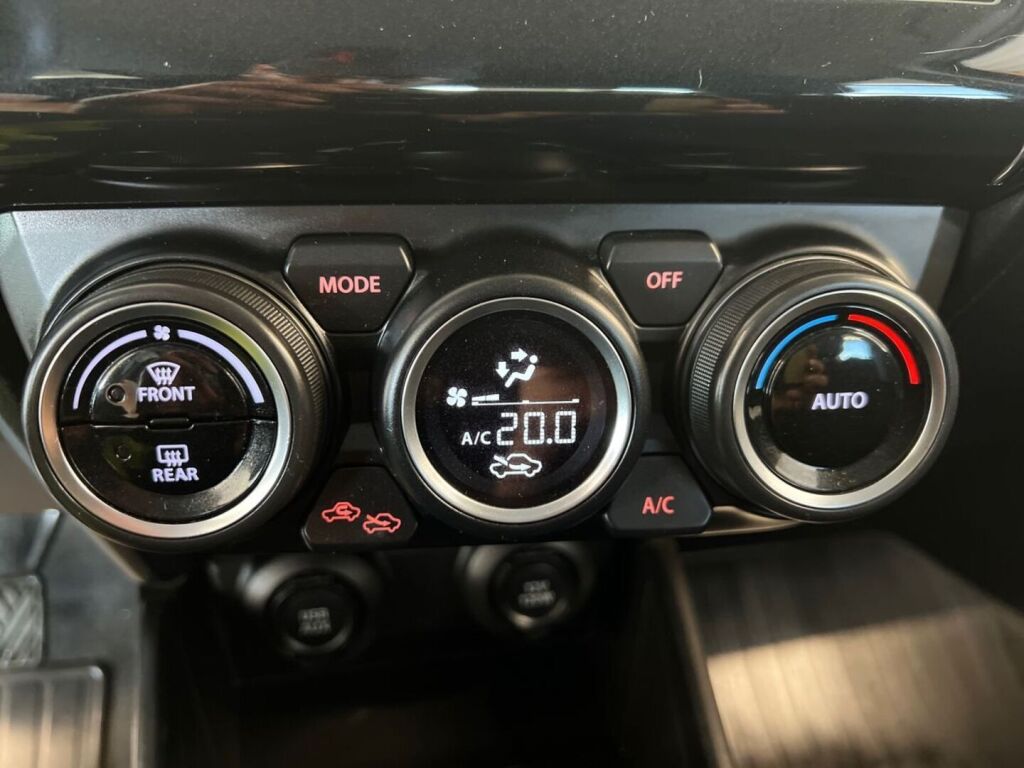 Suzuki Swift 2019 Musta