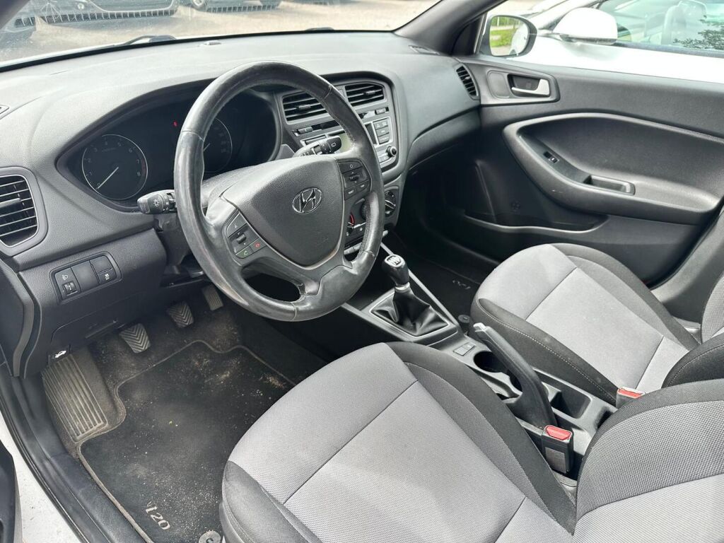 Hyundai i20 5d 2018 Valkoinen