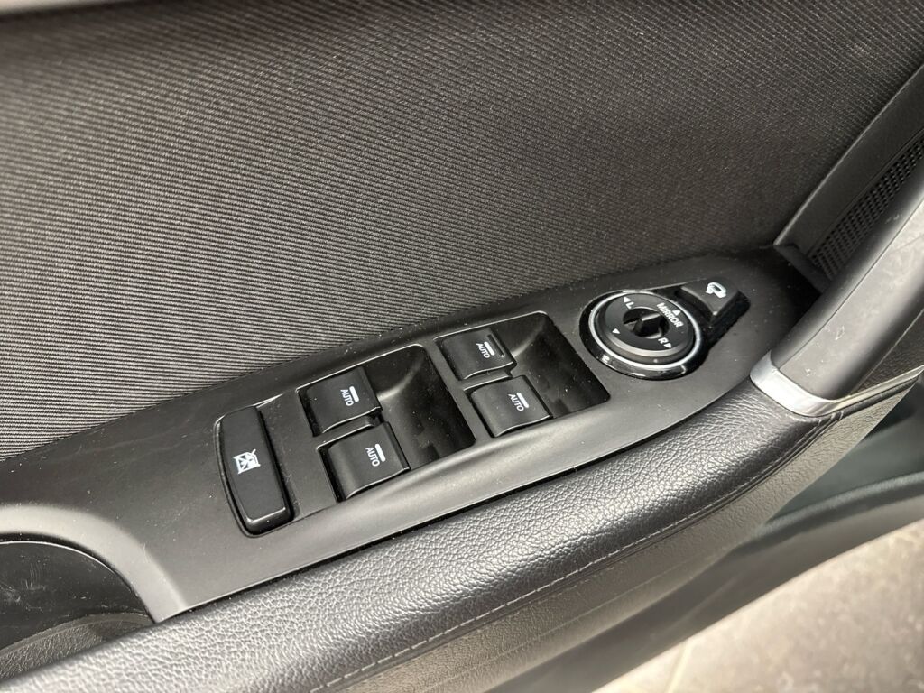 Hyundai i40 Wagon 2015 Valkoinen