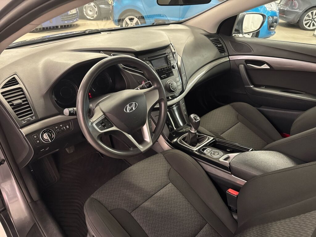 Hyundai i40 Sedan 2015 Harmaa
