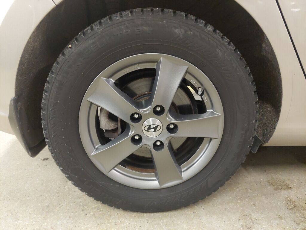 Hyundai i30 5d 2018 Ruskea (beige)