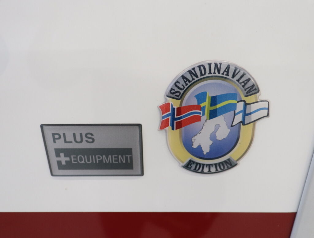 Adria Matrix Plus 670 SLT 2015 Harmaa