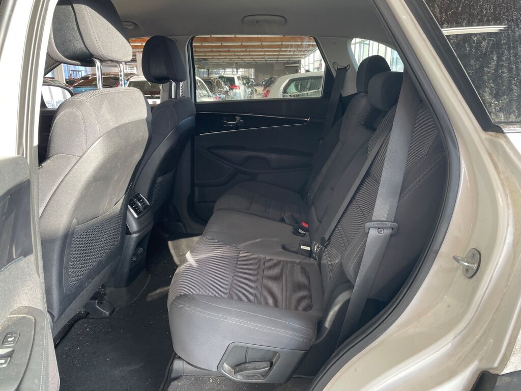 Kia Sorento 2014 Valkoinen