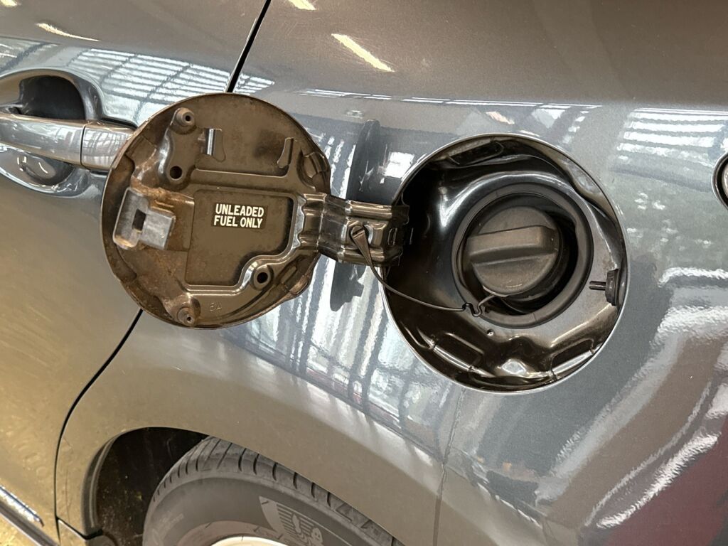 Lexus CT 2011 Harmaa