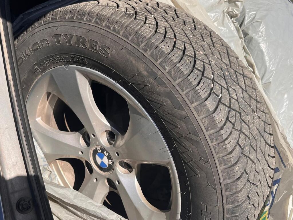BMW 320 2011 Harmaa