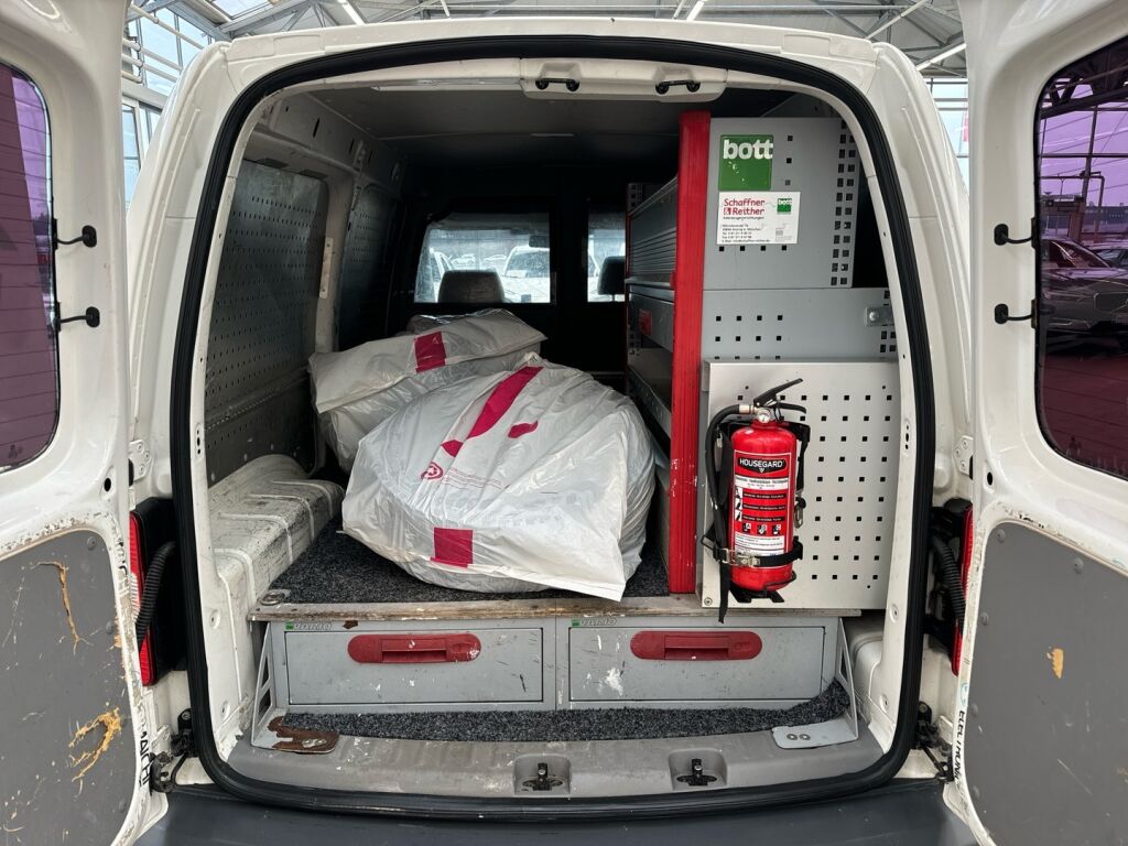 Volkswagen Caddy 2009 Valkoinen