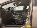 Toyota Avensis 2014 Ruskea (beige)