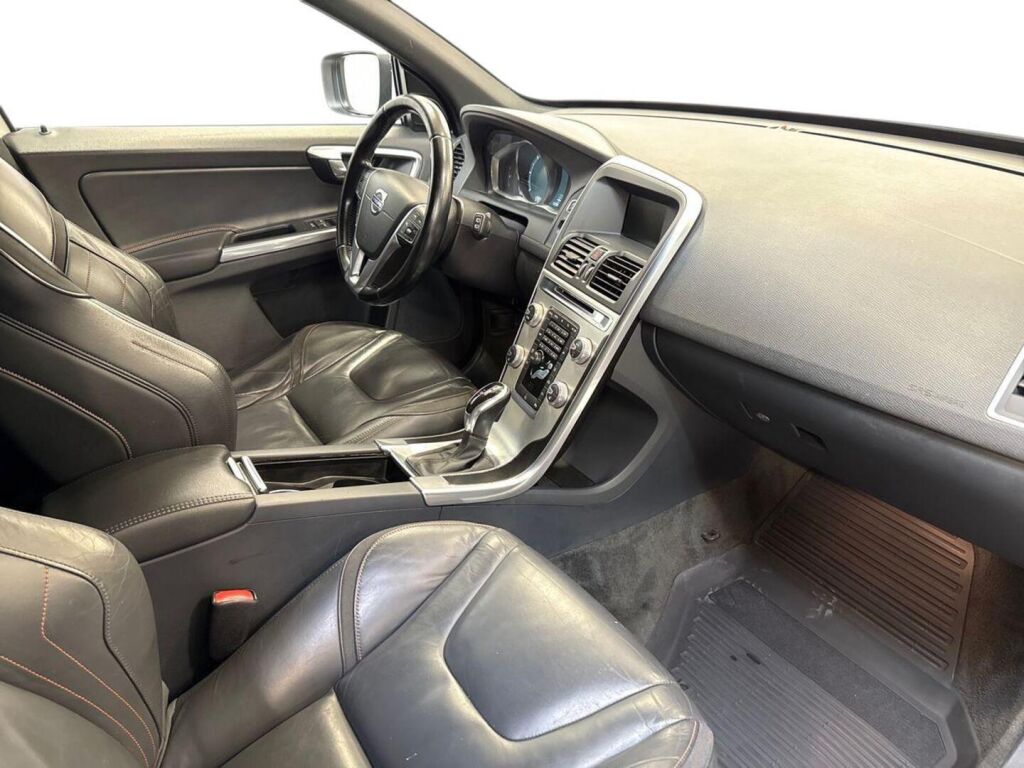 Volvo XC60 2014 Valkoinen