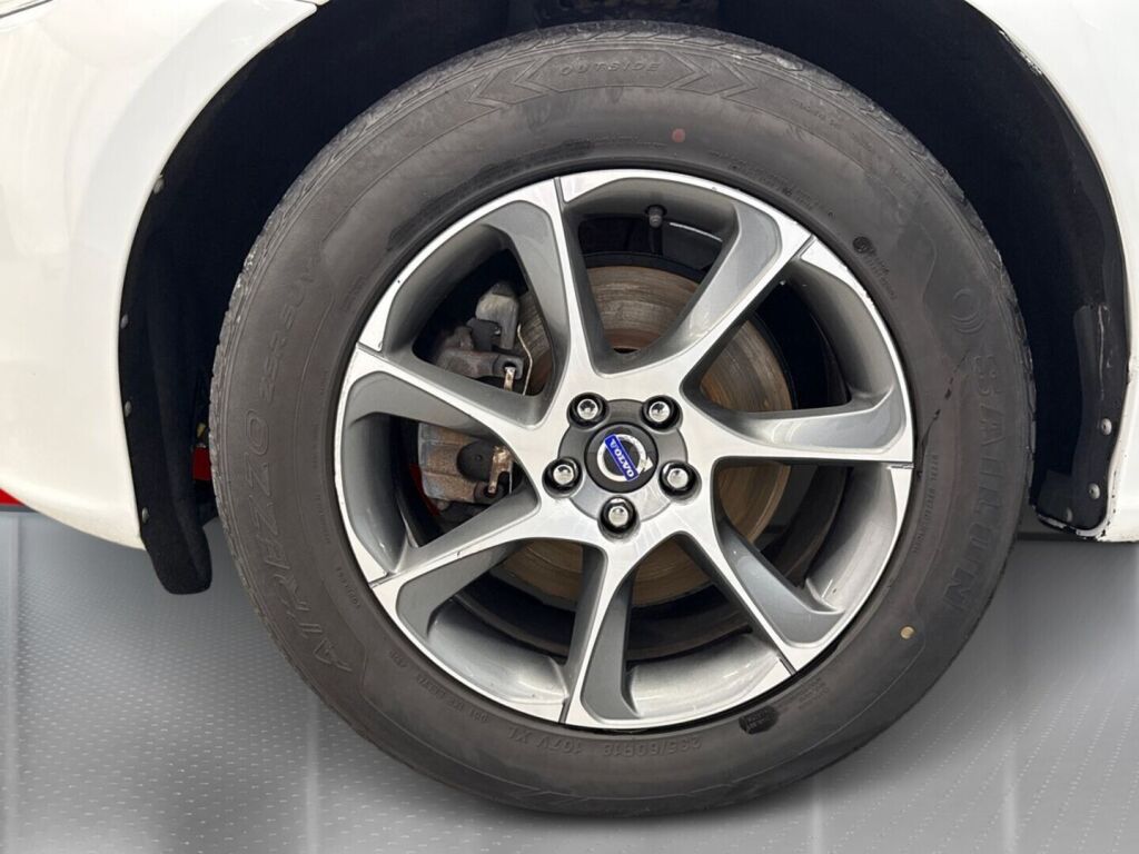 Volvo XC60 2014 Valkoinen