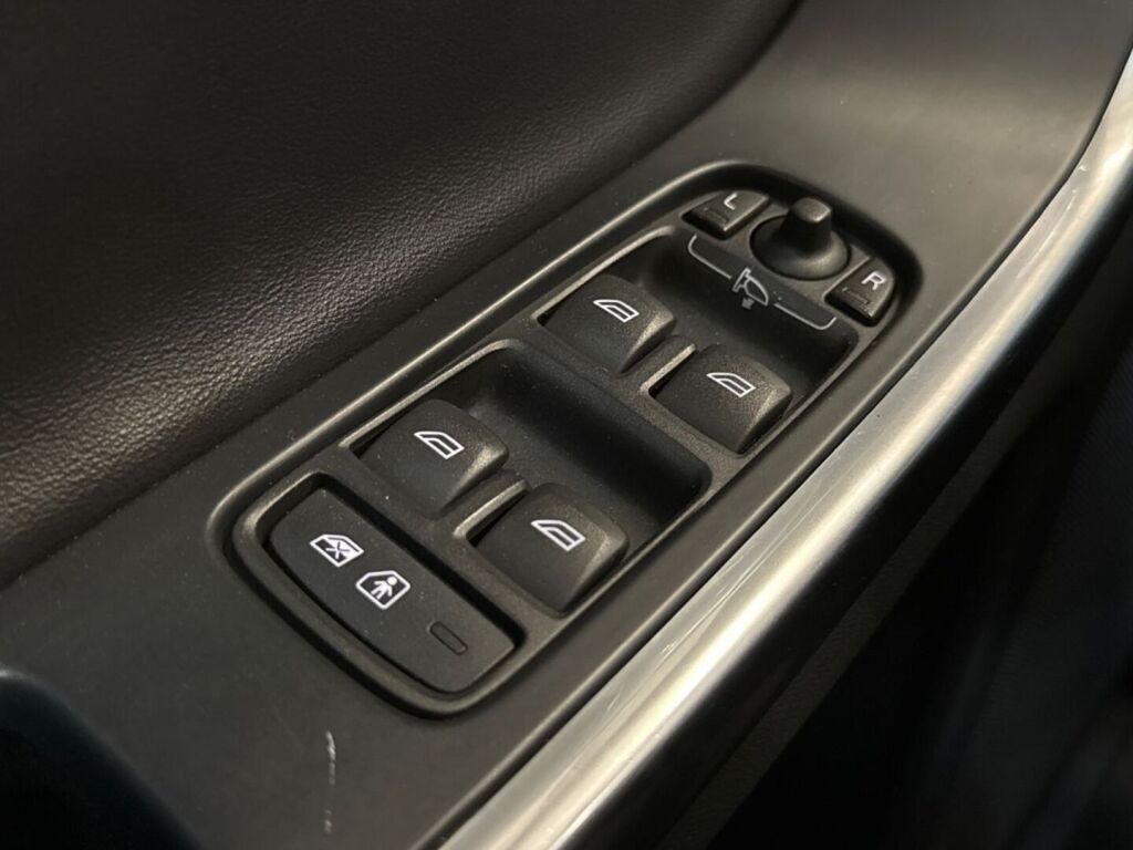 Volvo XC60 2014 Valkoinen