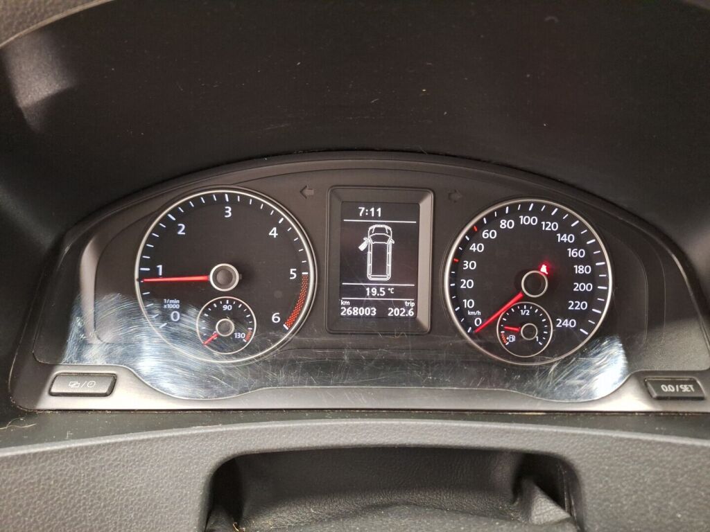 Volkswagen Transporter 2015 Musta