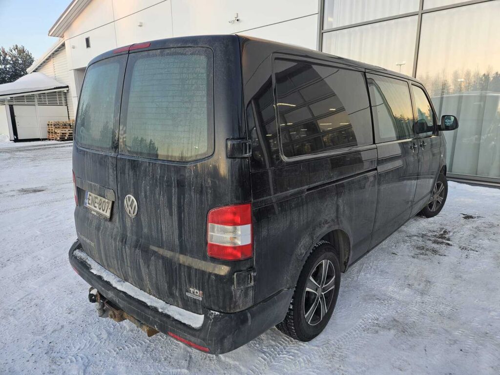 Volkswagen Transporter 2015 Musta
