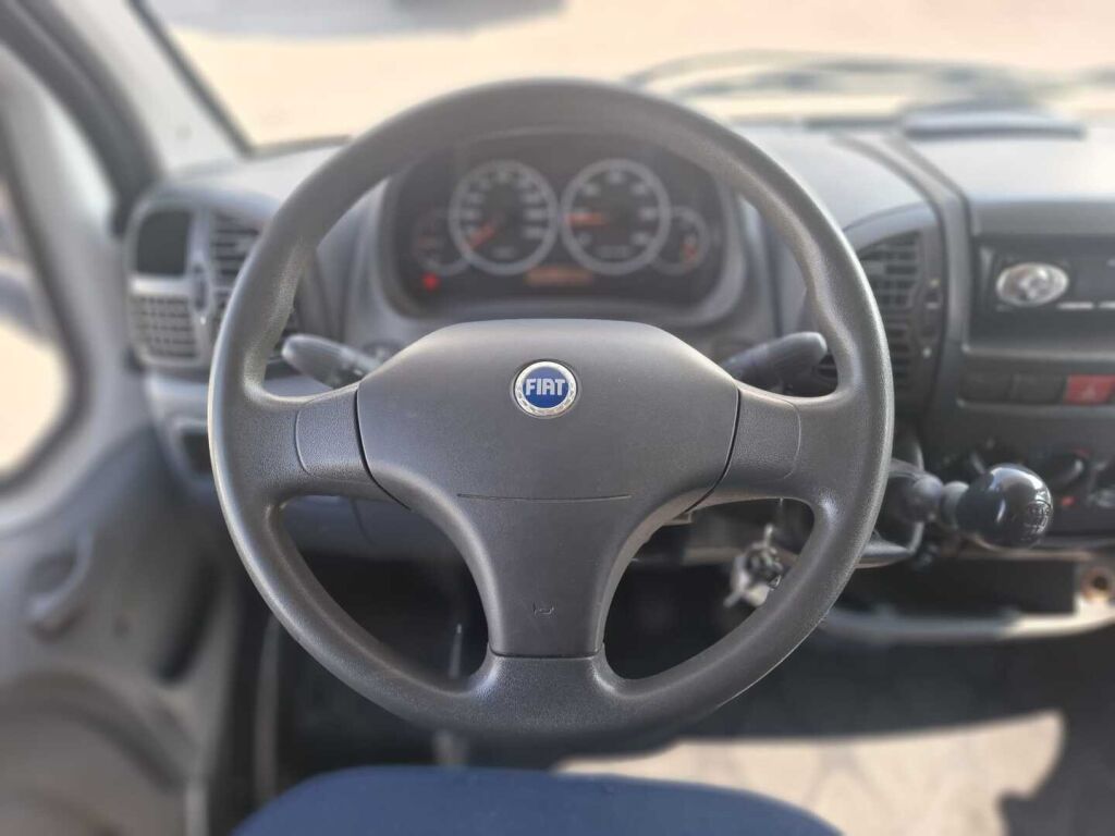 Bürstner A 574-3 2003 Valkoinen