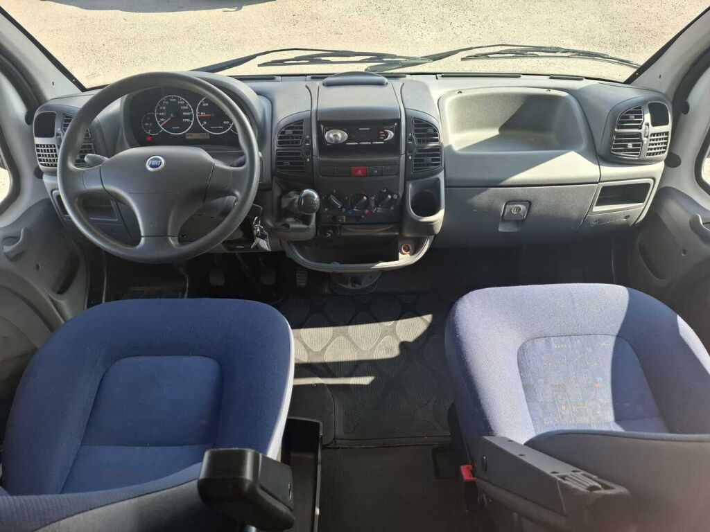 Bürstner A 574-3 2003 Valkoinen