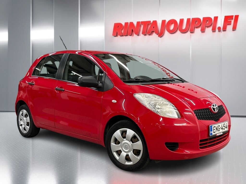 Toyota Yaris 2008 Punainen