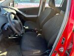 Toyota Yaris 2008 Punainen