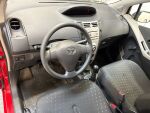 Toyota Yaris 2008 Punainen