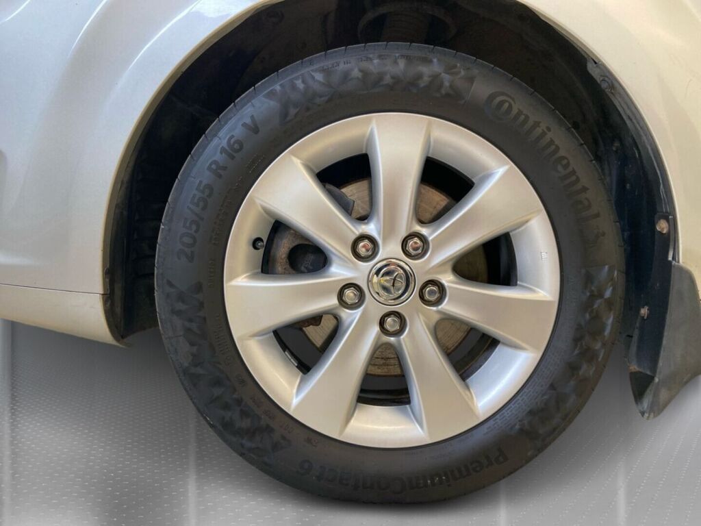 Toyota Corolla Verso 2008 Hopea