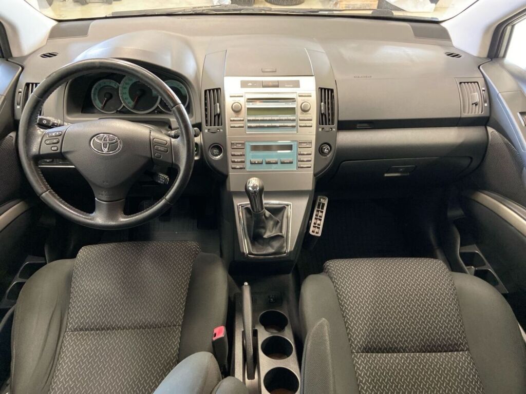 Toyota Corolla Verso 2008 Hopea