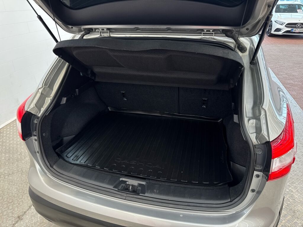 Nissan Qashqai 2015 Hopea