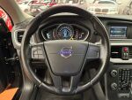 Volvo V40 2015 Musta