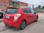 Toyota Verso 2015 Punainen