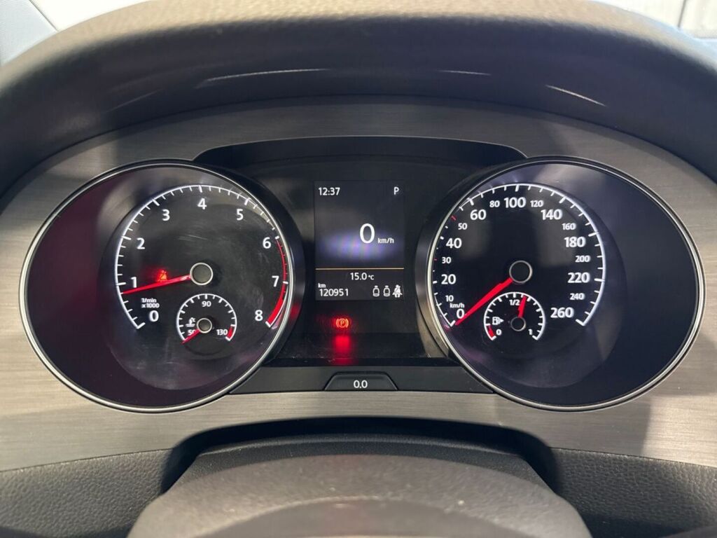 Volkswagen Golf Sportsvan 2015 Ruskea (beige)