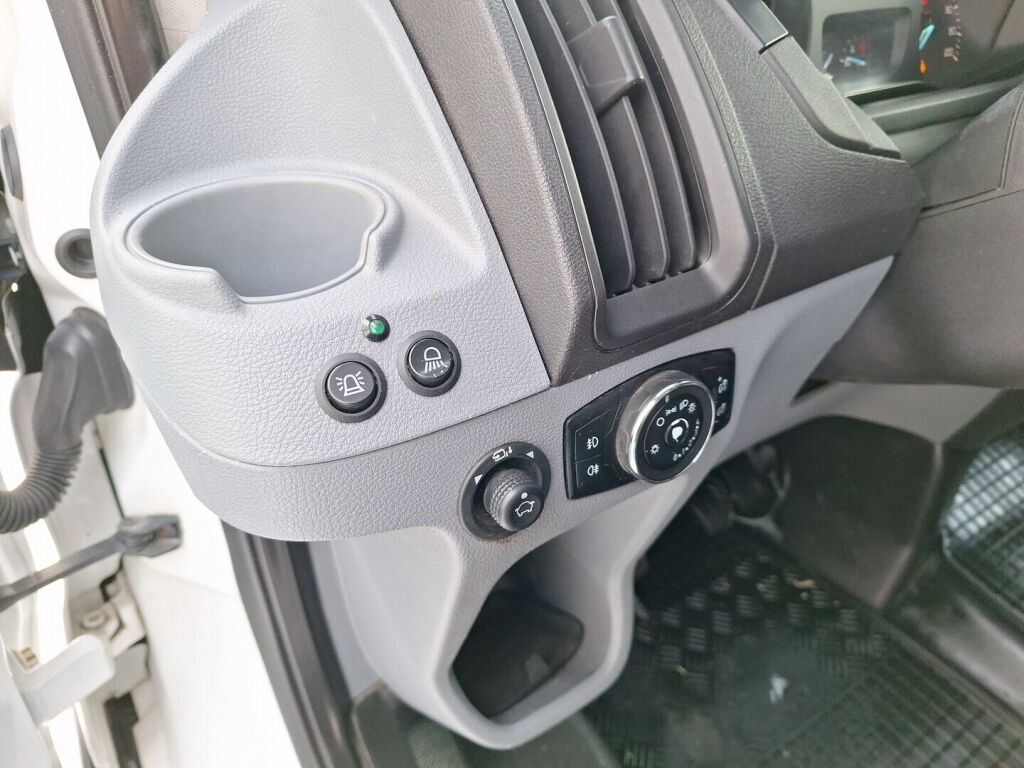 Ford Transit 2015 Valkoinen