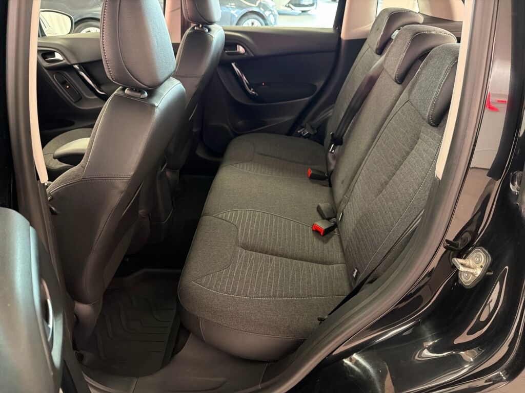 Citroen C3 2015 Musta