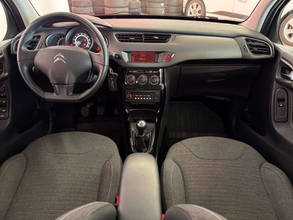 Citroen C3 2015 Musta