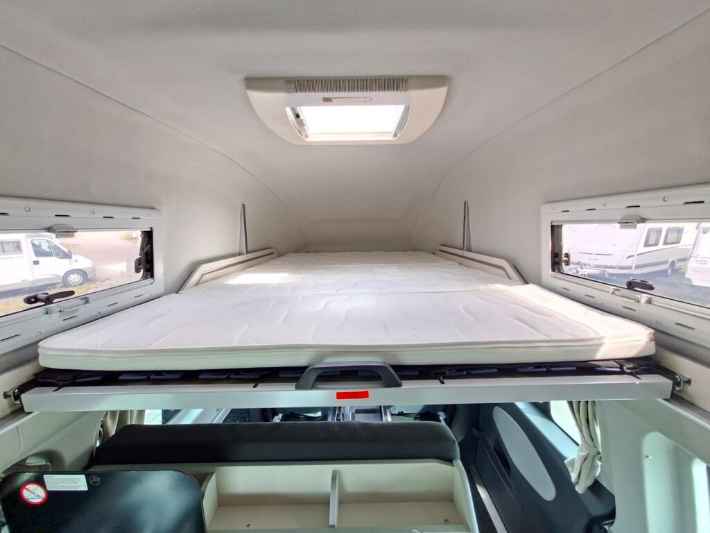 Westfalia Nugget VAN 500 2014 Valkoinen