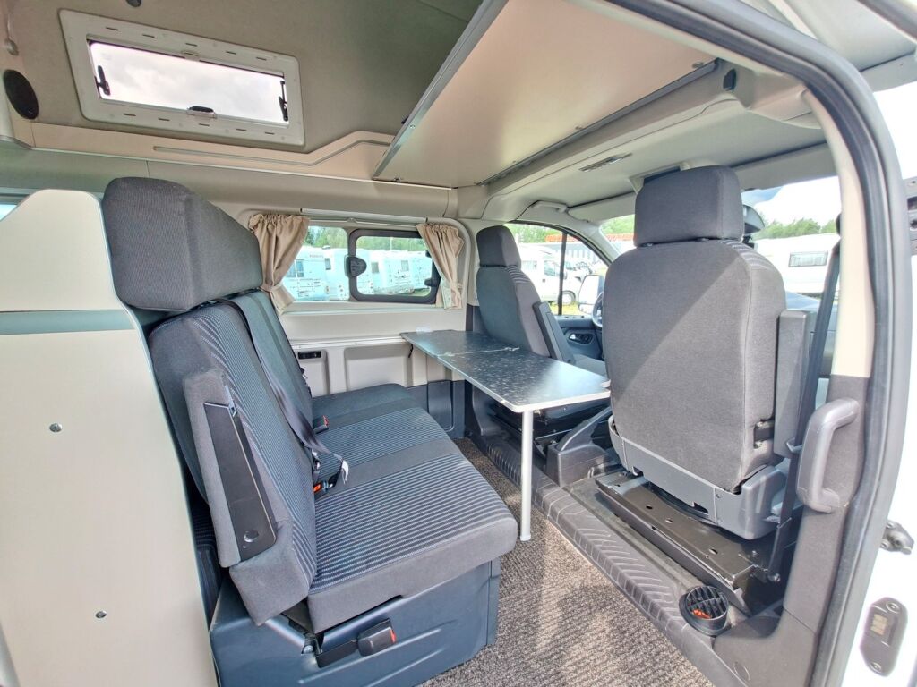 Westfalia Nugget VAN 500 2014 Valkoinen