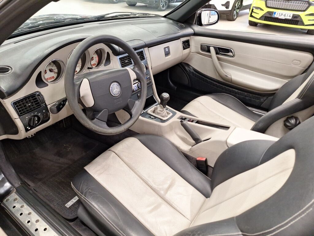 Mercedes-Benz SLK 1998 Musta