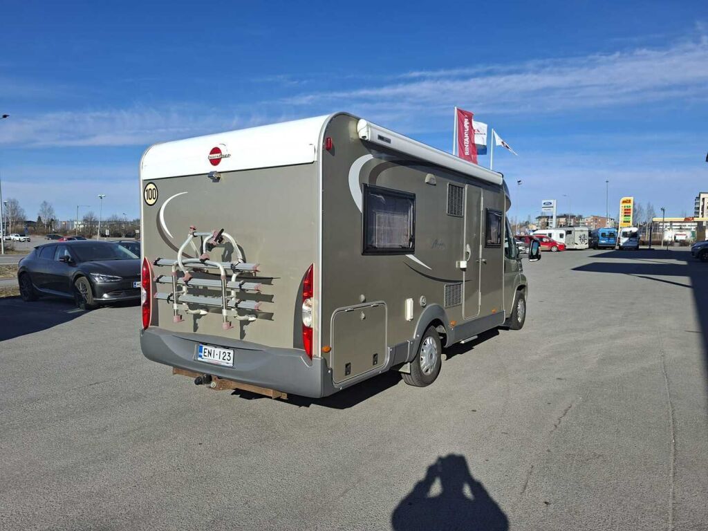 Bürstner NEXXO T 660 2011 Ruskea (beige)