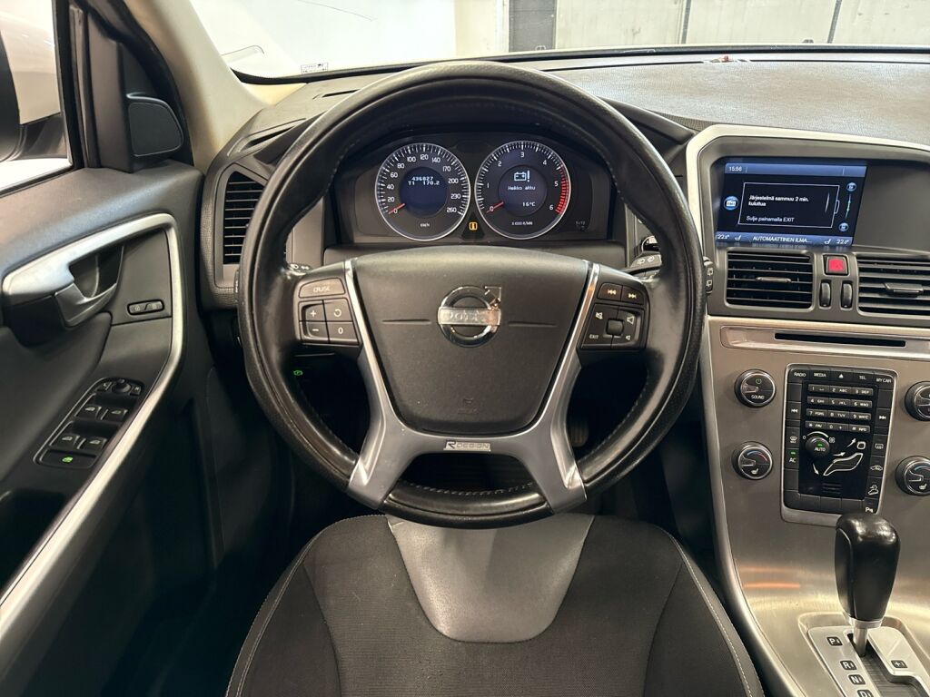 Volvo XC60 2011 Valkoinen