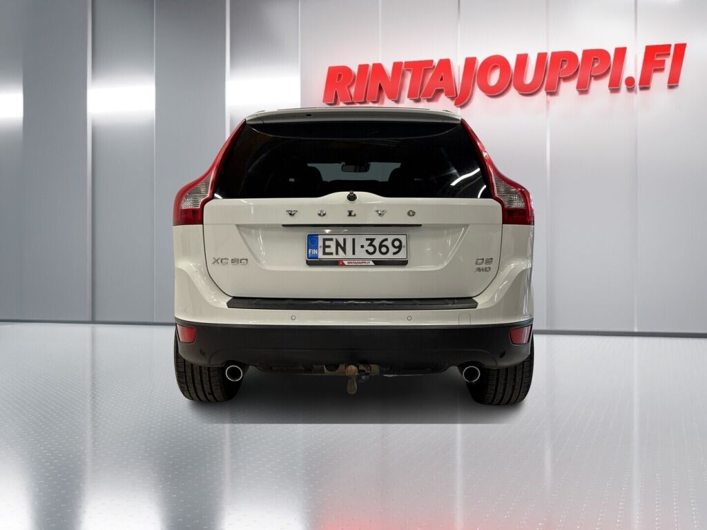 Volvo XC60 2011 Valkoinen