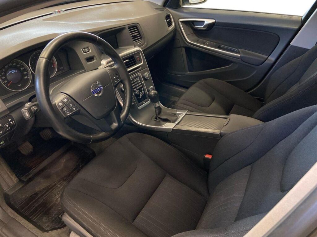 Volvo S60 2011 Ruskea (beige)