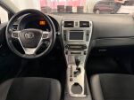 Toyota Avensis 2015 Ruskea (beige)