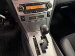 Toyota Avensis 2015 Ruskea (beige)