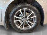 Toyota Avensis 2015 Ruskea (beige)